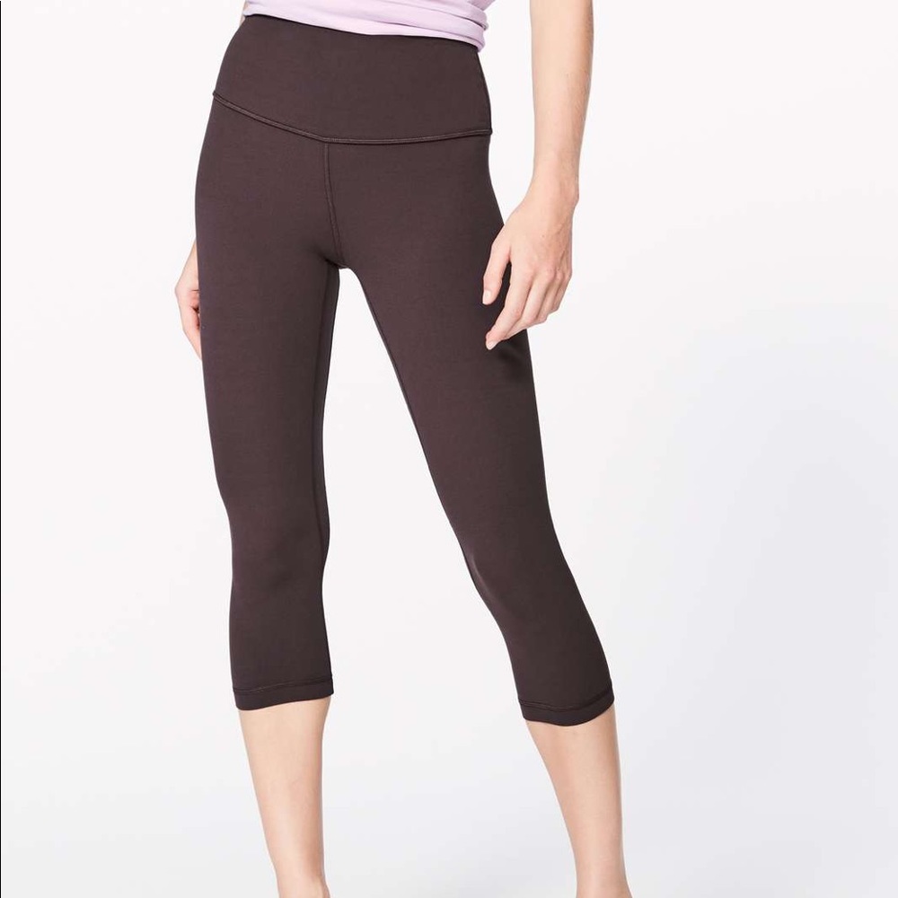 EUC Lululemon Align crop